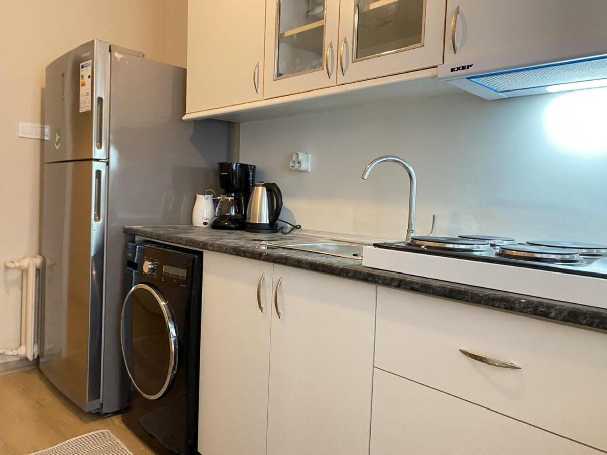 Chic Flat Near Shopping Malls In Sisli Apartamento Istambul Exterior foto