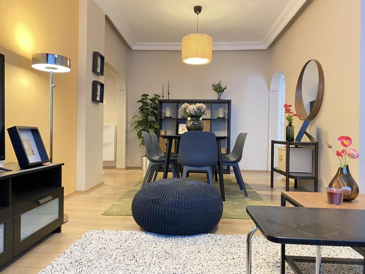 Chic Flat Near Shopping Malls In Sisli Apartamento Istambul Exterior foto